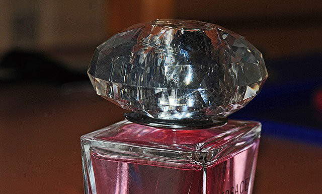 Czy chciałabyś pachnieć perfumami naprawdę zmysłowymi? perfumy