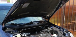 Ile pali Mitsubishi Lancer?