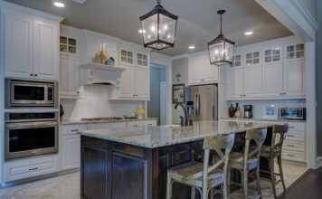 Co najpierw blat czy płytki? Co najpierw blat czy płytki?