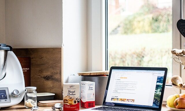 Co jest lepsze Thermomix czy Multicooker?