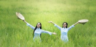 Jaką szerokość szafki pod zmywarkę 45 cm?